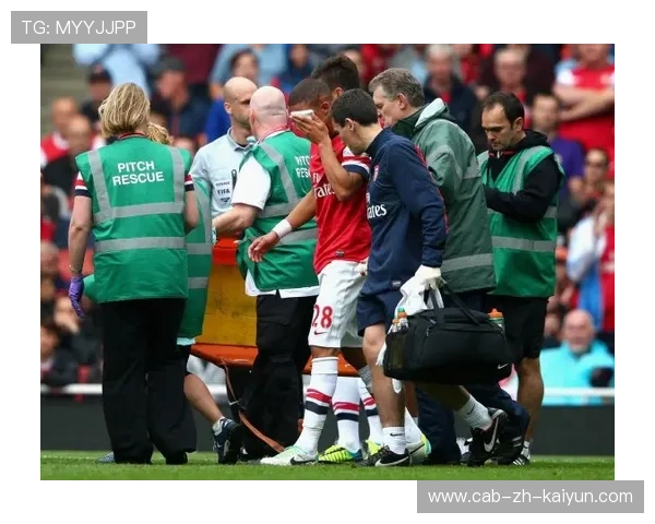 切尔西加拉格尔中路盘带摆脱后推射破门，英超赛场的精彩瞬间